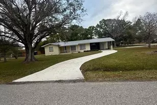 1327 SE Vermont Ave, Arcadia, FL 34266 - Photo 4