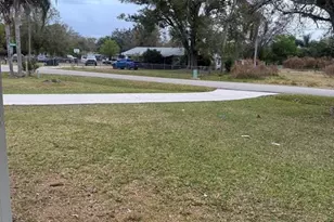 1327 SE Vermont Ave, Arcadia, FL 34266 - Photo 8