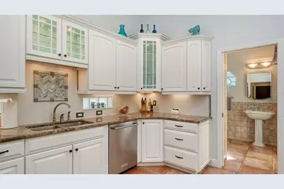 2098 Palm View Road, Sarasota, FL 34240 - Photo 20