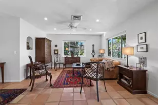 1642 Catalonia Ln, Sarasota, FL 34239 - Photo 4
