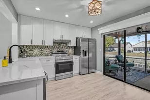 3810 42nd Ave W, Bradenton, FL 34205 - Photo 6