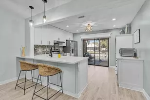 3810 42nd Ave W, Bradenton, FL 34205 - Photo 4