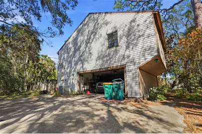 2070 S Courtenay Parkway, Merritt Island, FL 32952 - Photo 2