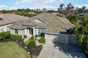 7451 Roxye Ln, Sarasota, FL 34240 - Photo 4