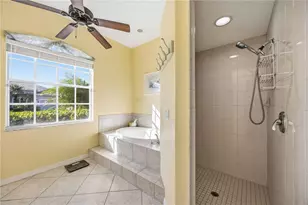 7451 Roxye Ln, Sarasota, FL 34240 - Photo 20