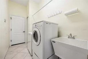 7451 Roxye Ln, Sarasota, FL 34240 - Photo 42