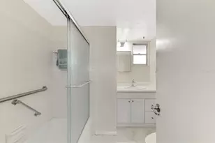 102 Capri Isles Blvd, Venice, FL 34292 - Photo 26