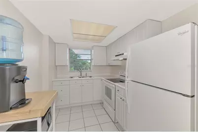 102 Capri Isles Boulevard #206, Venice, FL 34292 - Photo 16