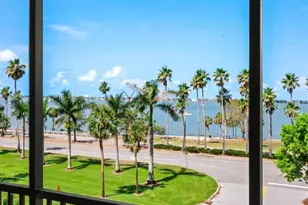 707 S Gulfstream Ave, Sarasota, FL 34236 - Photo 24