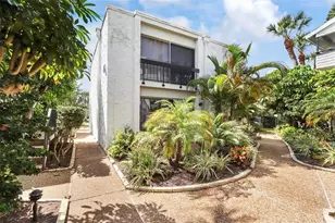 1555 Tarpon Center Dr, Venice, FL 34285 - Photo 4