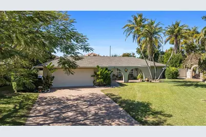 1306 70th Street W, Bradenton, FL 34209 - Photo 1