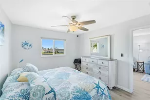 12538 SW Kingsway Cir, Lake Suzy, FL 34269 - Photo 8