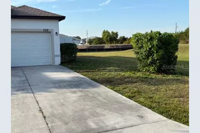 1512 Gary Lane, Lehigh Acres, FL 33973 - Photo 2