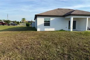 1512 Gary Ln, Lehigh Acres, FL 33973 - Photo 12