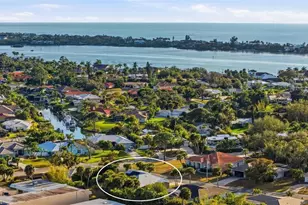 2304 Goya Dr, Nokomis, FL 34275 - Photo 22