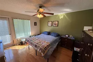 259 Fenwick Dr, Venice, FL 34285 - Photo 6