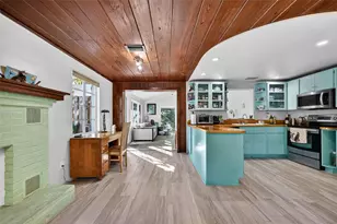 2612 Mulberry Terrace, Sarasota, FL 34239 - Photo 8