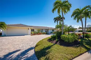 548 Gunwale Ln, Longboat Key, FL 34228 - Photo 52
