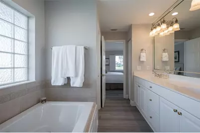 548 Gunwale Lane, Longboat Key, FL 34228 - Photo 30