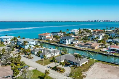 548 Gunwale Lane, Longboat Key, FL 34228 - Photo 2