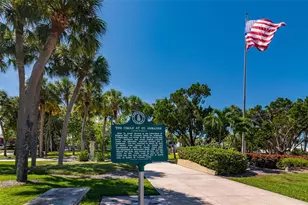 548 Gunwale Ln, Longboat Key, FL 34228 - Photo 54