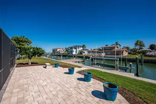 548 Gunwale Ln, Longboat Key, FL 34228 - Photo 44