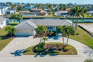 548 Gunwale Ln, Longboat Key, FL 34228 - Photo 6