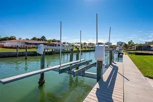 548 Gunwale Ln, Longboat Key, FL 34228 - Photo 50