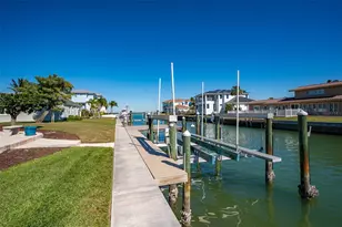 548 Gunwale Ln, Longboat Key, FL 34228 - Photo 4