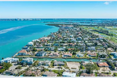 548 Gunwale Lane, Longboat Key, FL 34228 - Photo 8