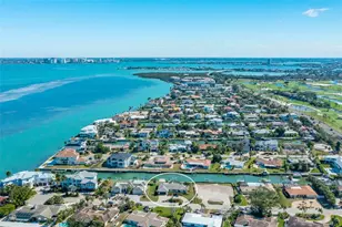 548 Gunwale Ln, Longboat Key, FL 34228 - Photo 8