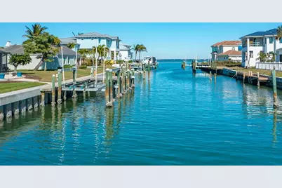548 Gunwale Lane, Longboat Key, FL 34228 - Photo 6