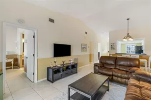 4514 Weybridge, Sarasota, FL 34235 - Photo 18