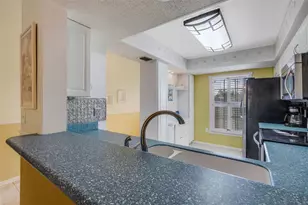 4514 Weybridge, Sarasota, FL 34235 - Photo 10