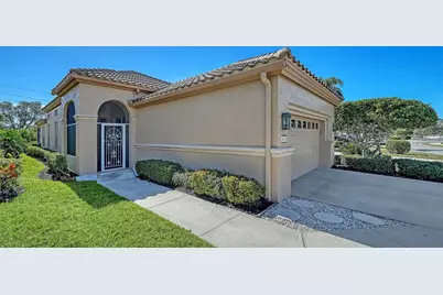 4028 Jardin Lane, Sarasota, FL 34238 - Photo 4