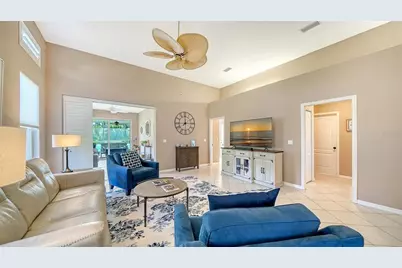 4028 Jardin Lane, Sarasota, FL 34238 - Photo 8