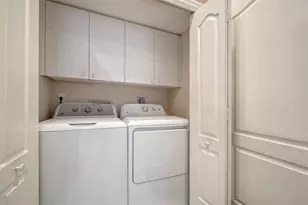 4028 Jardin Ln, Sarasota, FL 34238 - Photo 38