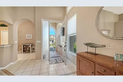4028 Jardin Lane, Sarasota, FL 34238 - Photo 6