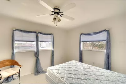 9820 Royal Palm Drive, Bradenton, FL 34210 - Photo 6