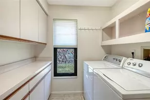 3941 Prairie Dunes Dr, Sarasota, FL 34238 - Photo 38