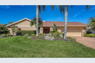 3941 Prairie Dunes Drive, Sarasota, FL 34238 - Photo 2