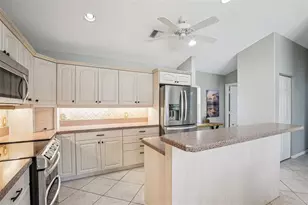 155 Coco Palm Dr, Venice, FL 34292 - Photo 10