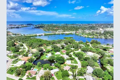 511 Dona Drive, Nokomis, FL 34275 - Photo 1