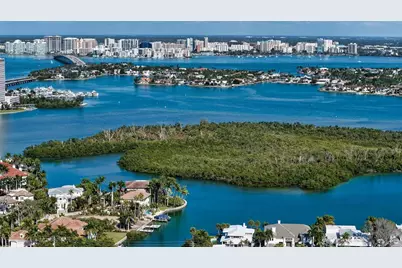 212 Tremont Lane, Sarasota, FL 34236 - Photo 8