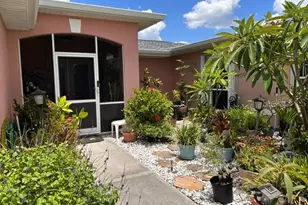 134 Dartmouth Dr NW, Port Charlotte, FL 33952 - Photo 4