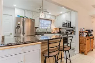 134 Dartmouth Dr NW, Port Charlotte, FL 33952 - Photo 8