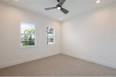 8249 Pavia Way, Lakewood Ranch, FL 34202 - Photo 36