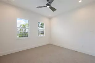 8249 Pavia Way, Lakewood Ranch, FL 34202 - Photo 36