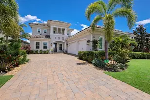 8249 Pavia Way, Lakewood Ranch, FL 34202 - Photo 4