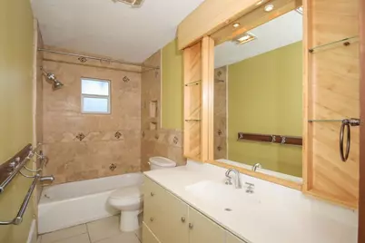 1000 Gantt Avenue, Sarasota, FL 34232 - Photo 18